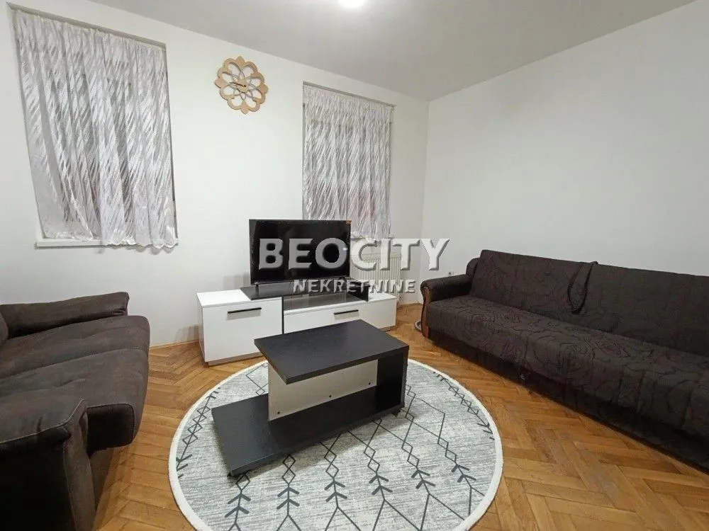 Izdavanje, stan, 40m², Centar, Novi Sad