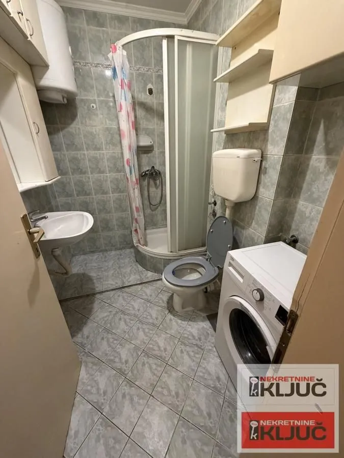 Rent, two bedroom apartment, 46m², Bulevar Oslobodjenja, Novi Sad Sve Podlokacije