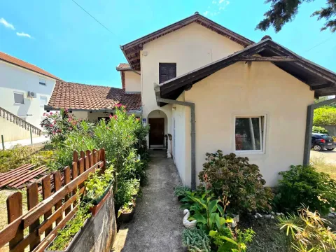 Prodaja, kuća, 141m², Tivat, Crna Gora