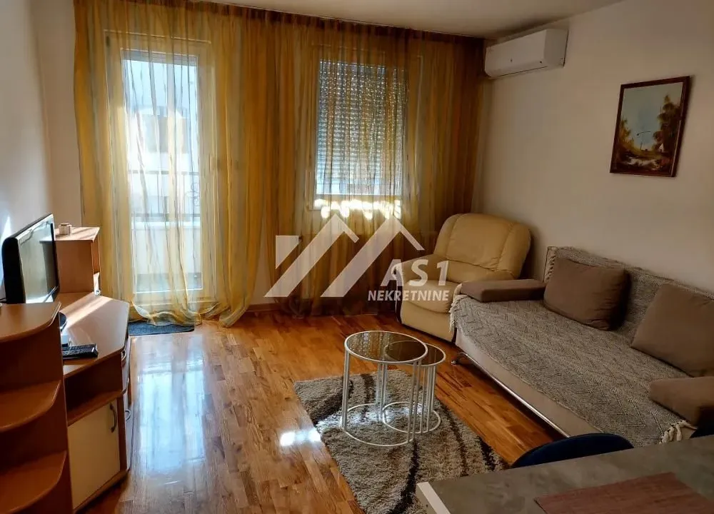 Rent, one bedroom apartment, 40m², Salajka, Novi Sad Sve Podlokacije
