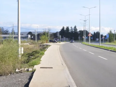 Sale, house, 200m², Grlić, Danilovgrad - image 7