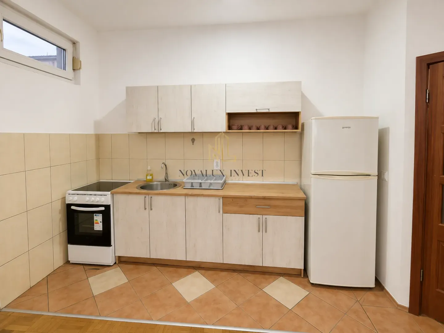 Prodaja, jednosoban stan, 37m², Blok 9, Podgorica
