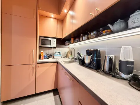 Prodaja, dvosoban stan, 70m², Donja Gorica, Podgorica - image 6