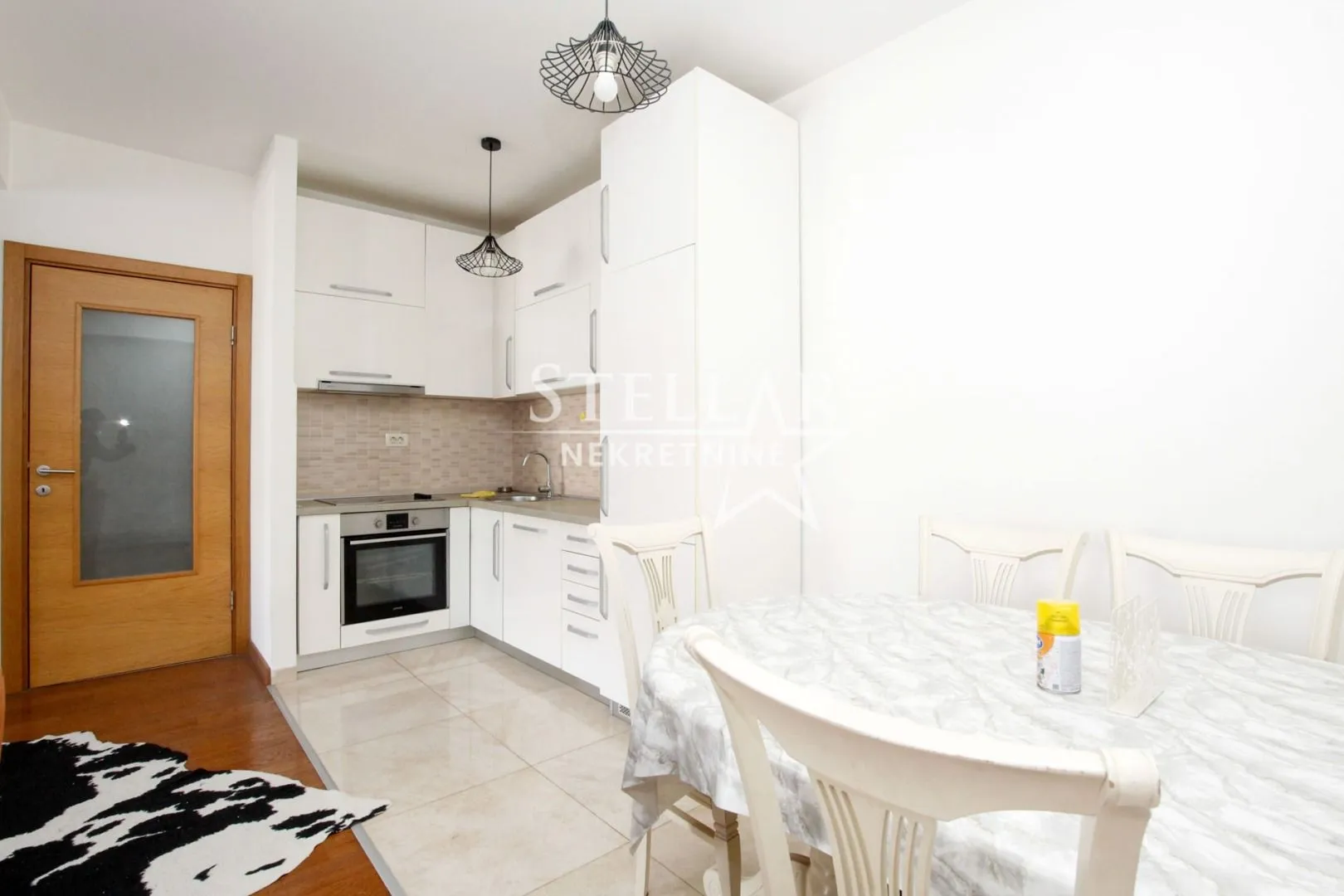 Prodaja, dvosoban stan, 65m², Ljubović, Podgorica