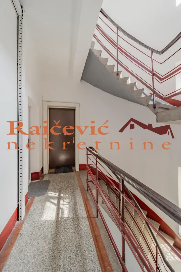 Sale, one bedroom apartment, 25m², Crveni Krst, Beograd