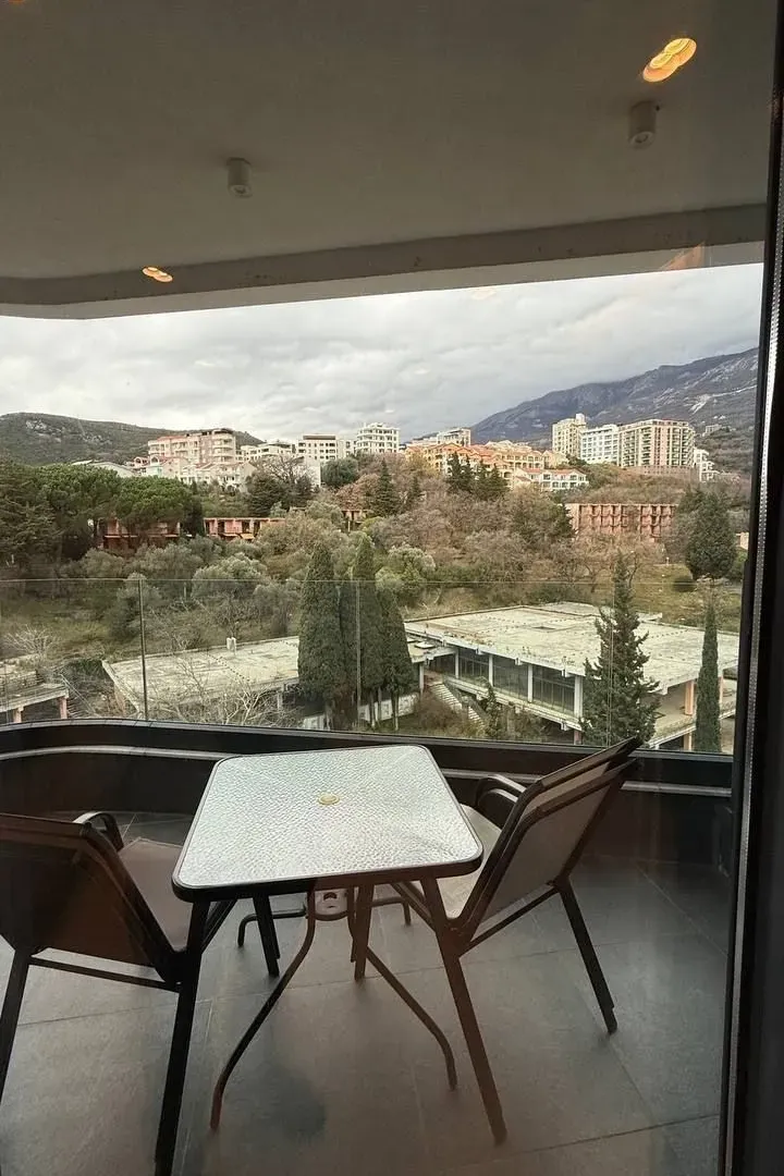 Sale, one bedroom apartment, 45m², Bečići, Budva