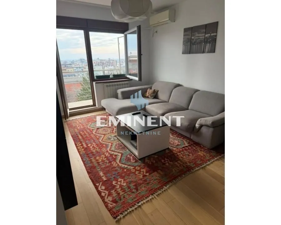Rent, three bedroom apartment, 73m², Crveni Krst, Beograd