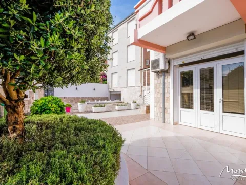 Prodaja, poslovni prostor, 1256m², Budva, Crna Gora - image 27