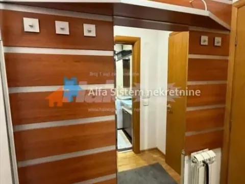 Rent, apartment, 44m², Đeram Pijaca, Beograd - image 16