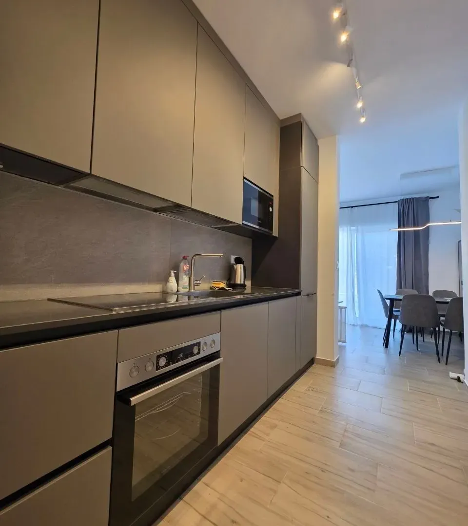 Sale, two bedroom apartment, 98m², Bečići, Budva