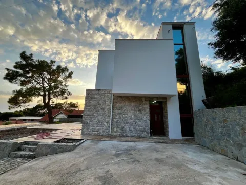 Sale, house, 300m², Šušanj, Bar - image 7