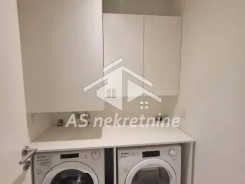 Izdavanje, trosoban stan, 80m², Savski Venac, Beograd - image 13