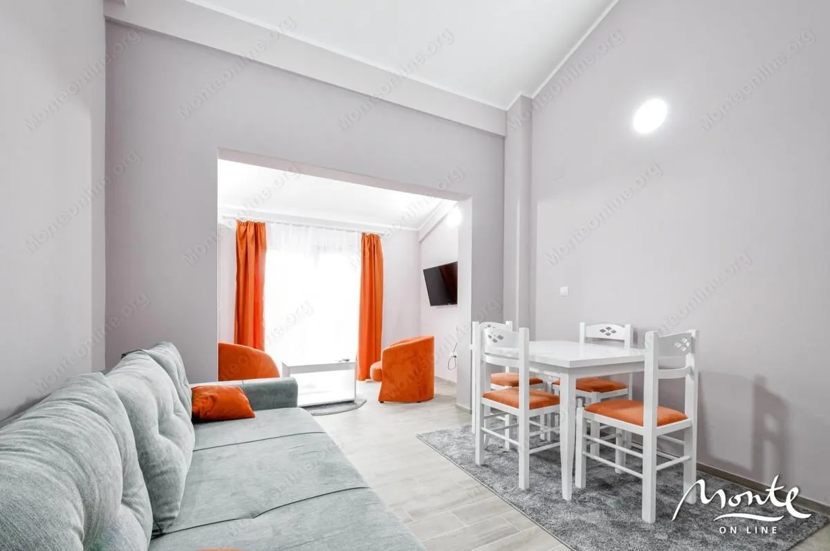 Prodaja, ugostiteljski objekat, 1256m², Centar, Budva