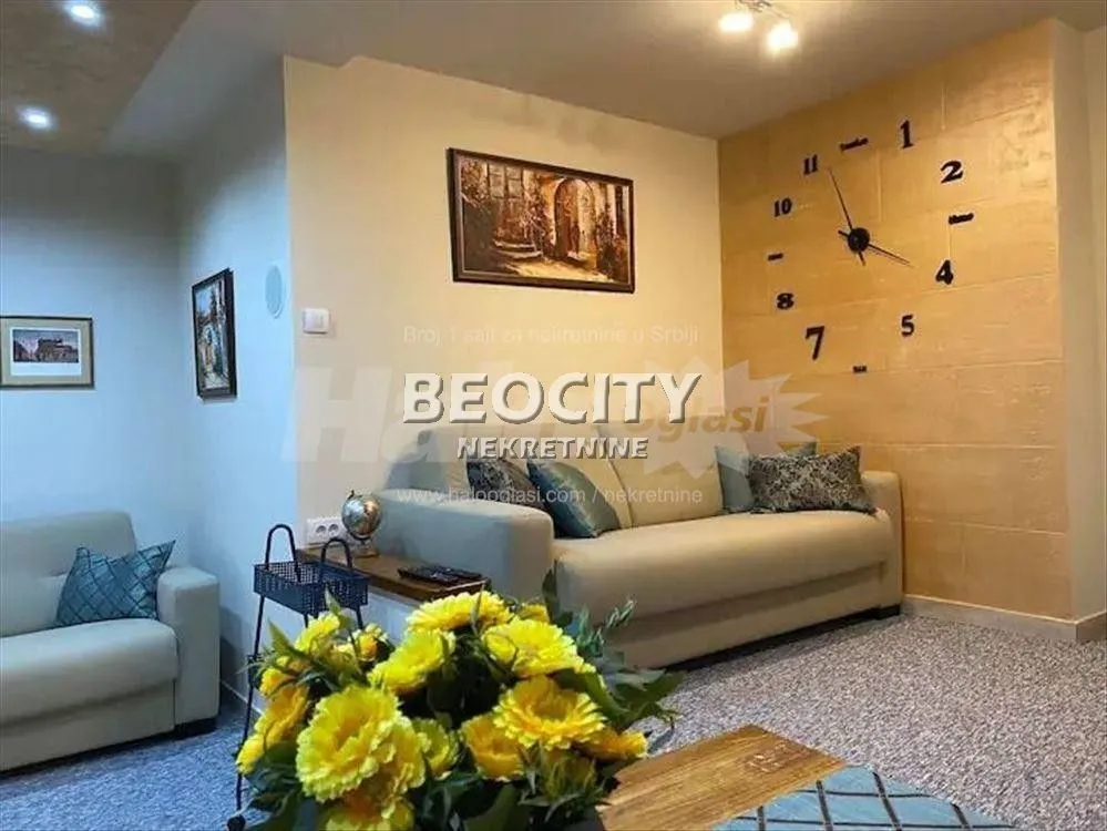 Izdavanje, dvosoban stan, 50m², Knez Mihajlova Centar, Centar Sve Podlokacije