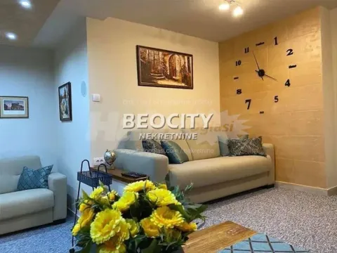 Izdavanje, dvosoban stan, 50m2, Knez Mihajlova Centar, Centar, Beograd Izdavanje, dvosoban stan, 50m2, Knez Mihajlova Centar, Centar, Beograd