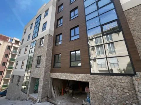 Prodaja, jednosoban stan, 45m², Bečići, Budva