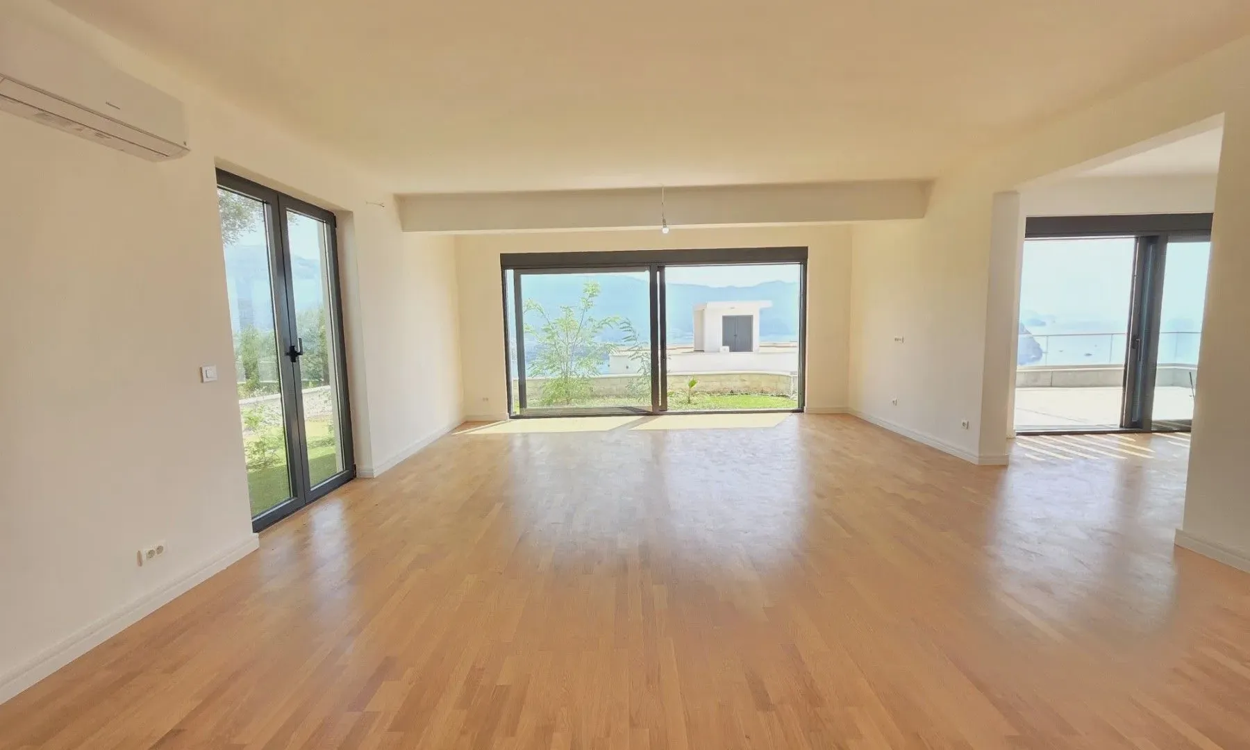 Sale, house, 184m², Budva, Crna Gora