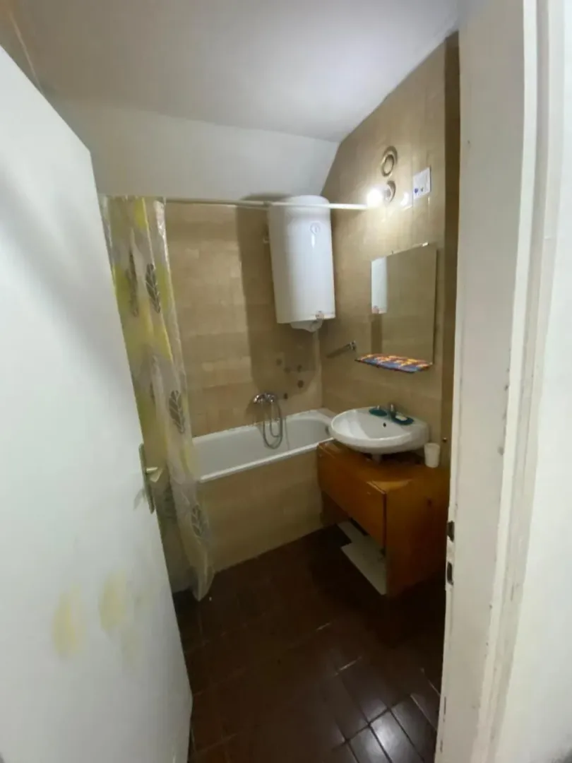 Sale, one bedroom apartment, 32m², Zvezdara Sve Podlokacije, Beograd