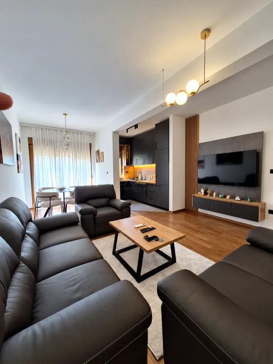 Prodaja, jednosoban stan, 46m², Vezirov Most, Podgorica
