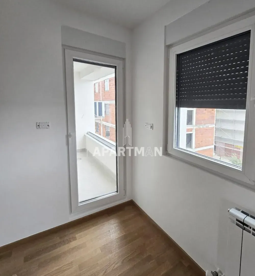 Prodaja, trosoban stan, 60m², Ledine, Beograd