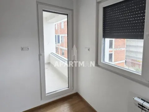 Prodaja, trosoban stan, 60m², Ledine, Beograd - image 7