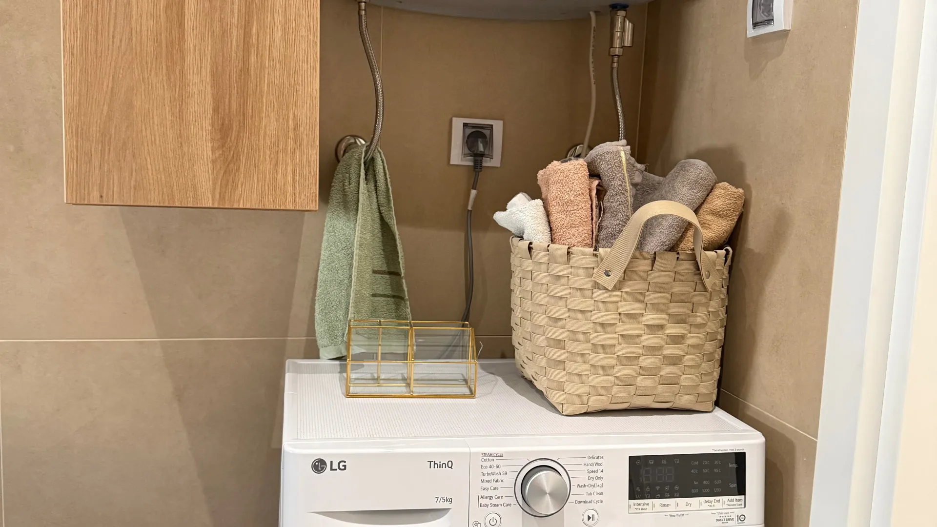 Rent, one bedroom apartment, 42m², Tološka šuma, Podgorica