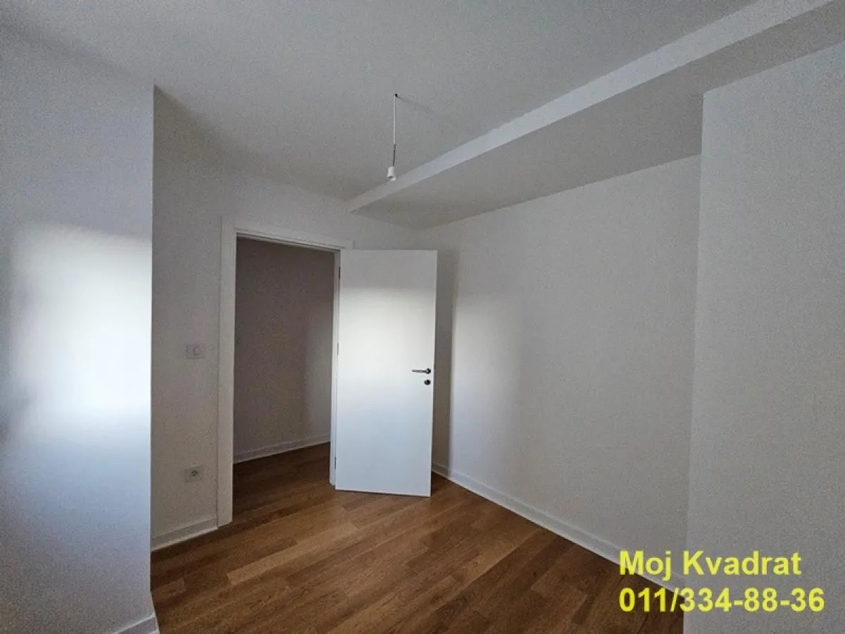 Sale, four bedroom apartment, 110m², Vukov Spomenik, Zvezdara Sve Podlokacije