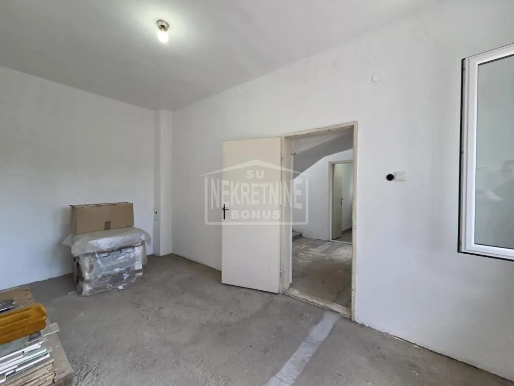 Prodaja, kuća, 190m², Bajmok, Subotica