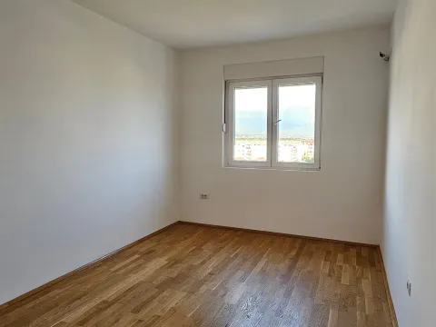 Rent, two bedroom apartment, 66m², Stari Aerodrom, Podgorica - image 4