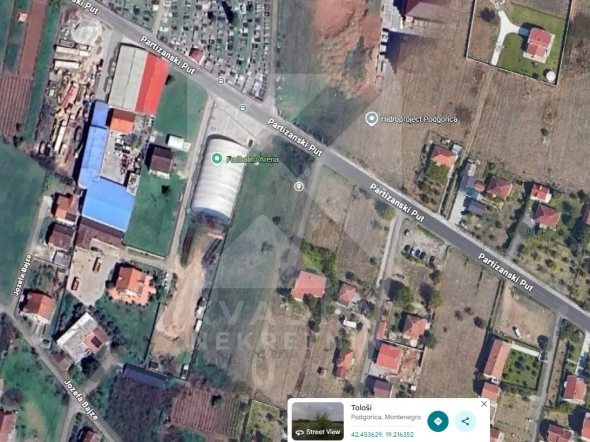 Izdavanje, plac, 394m², Tološi, Podgorica