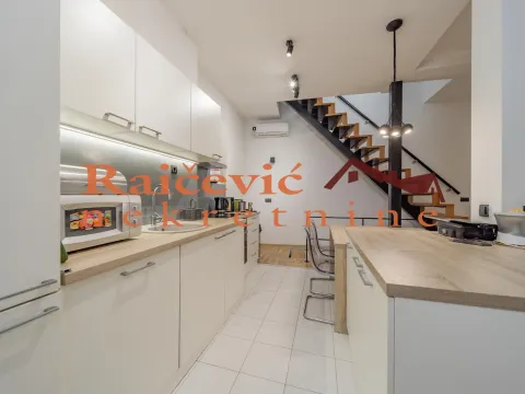 Prodaja, kuća, 204m², Stari Grad, Beograd - image 8