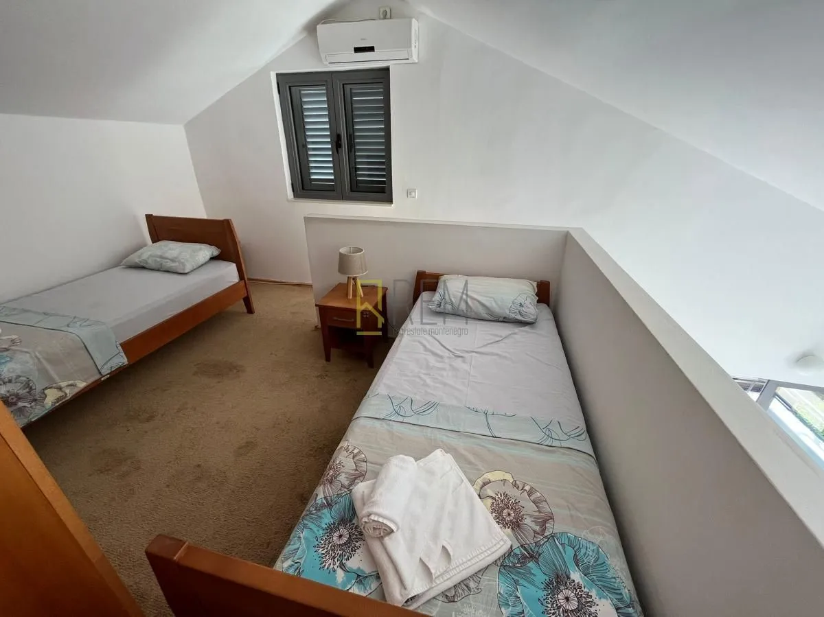 Sale, three bedroom apartment, 75m², Bečići, Budva