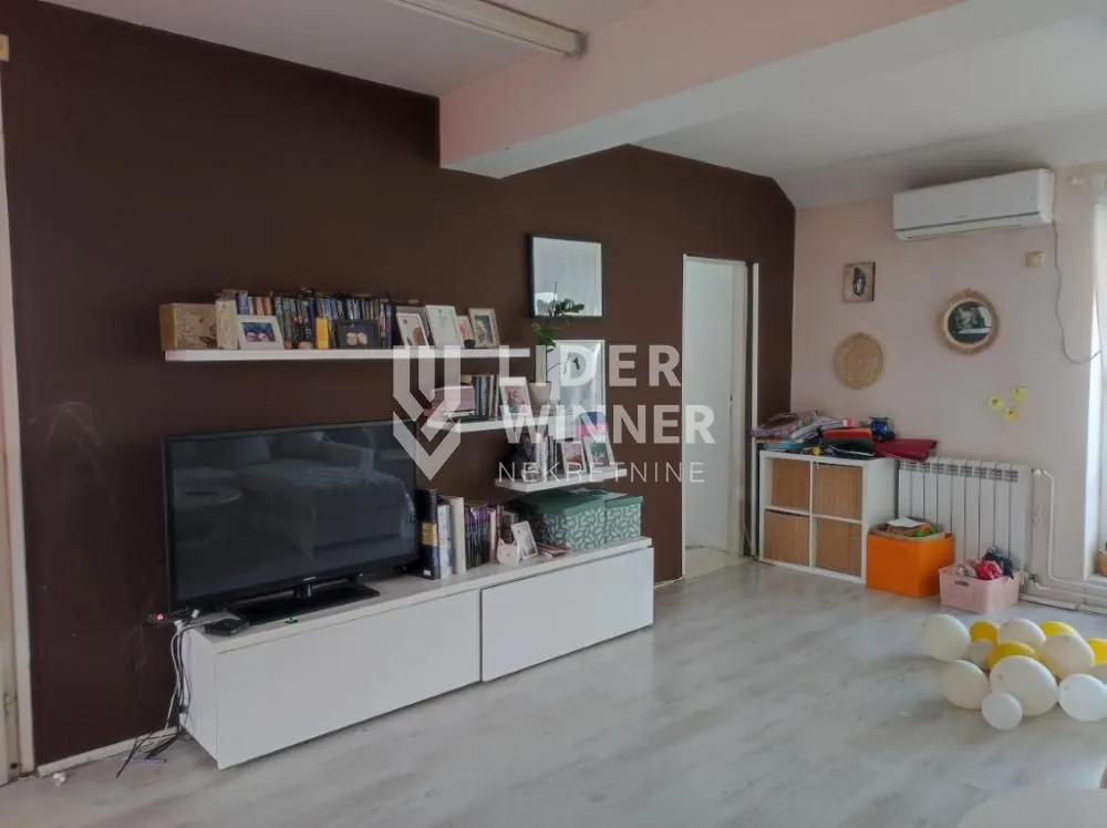 Prodaja, kuća, 350m², Bezanijska Kosa 1, Bežanijska Kosa Sve Podlokacije