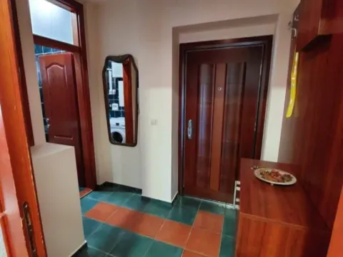 Izdavanje, trosoban stan, 89m², Centar, Podgorica - image 9