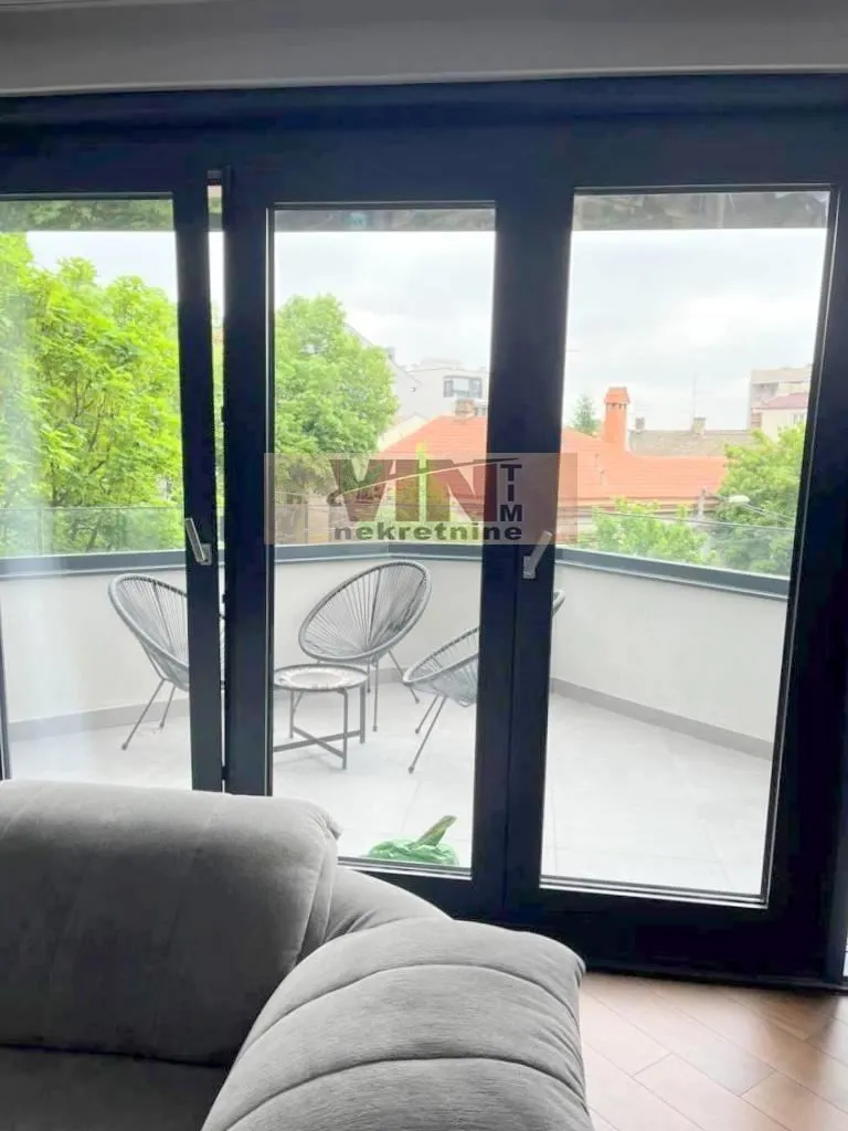 Sale, four bedroom apartment, 148m², Stari Grad, Beograd