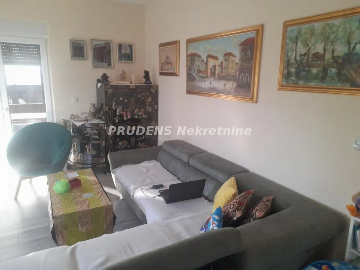 Sale, house, 243m², Surčin, Beograd