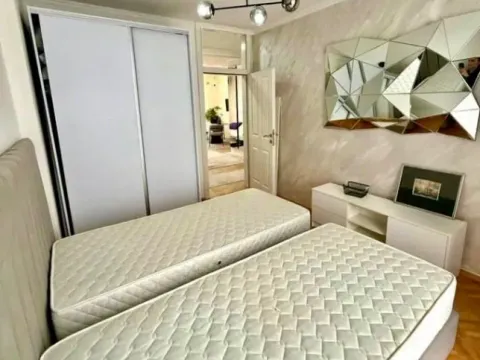 Izdavanje, dvosoban stan, 70m², Preko Morače, Podgorica - image 3