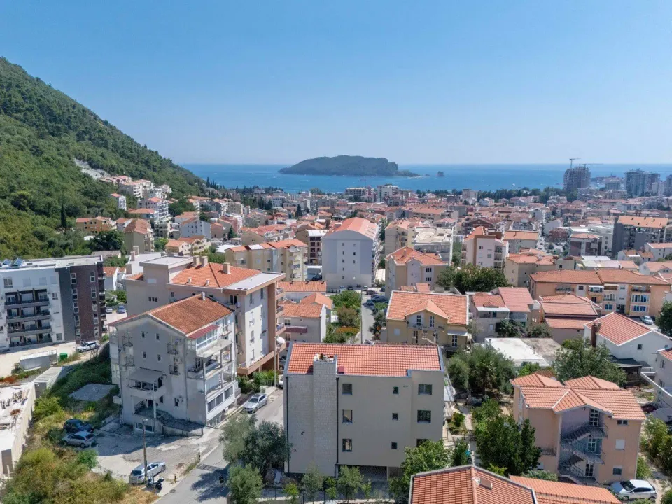 Sale, one bedroom apartment, 43m², Lazi, Budva