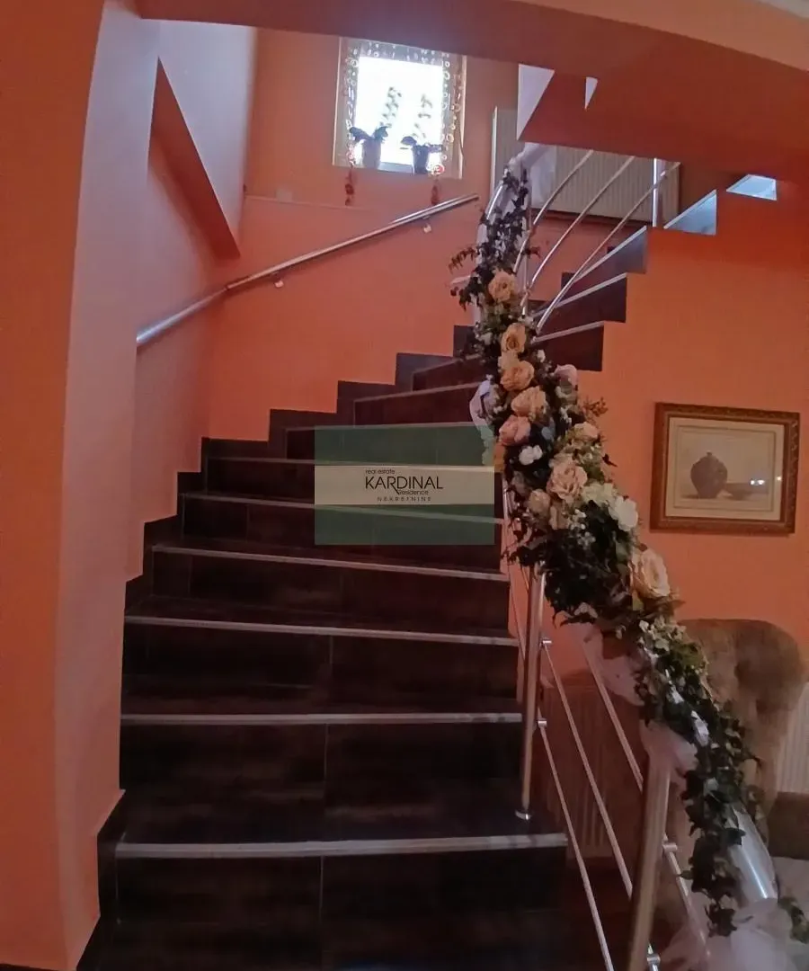 Prodaja, kuća, 334m², Tavrića obori, Jagodina