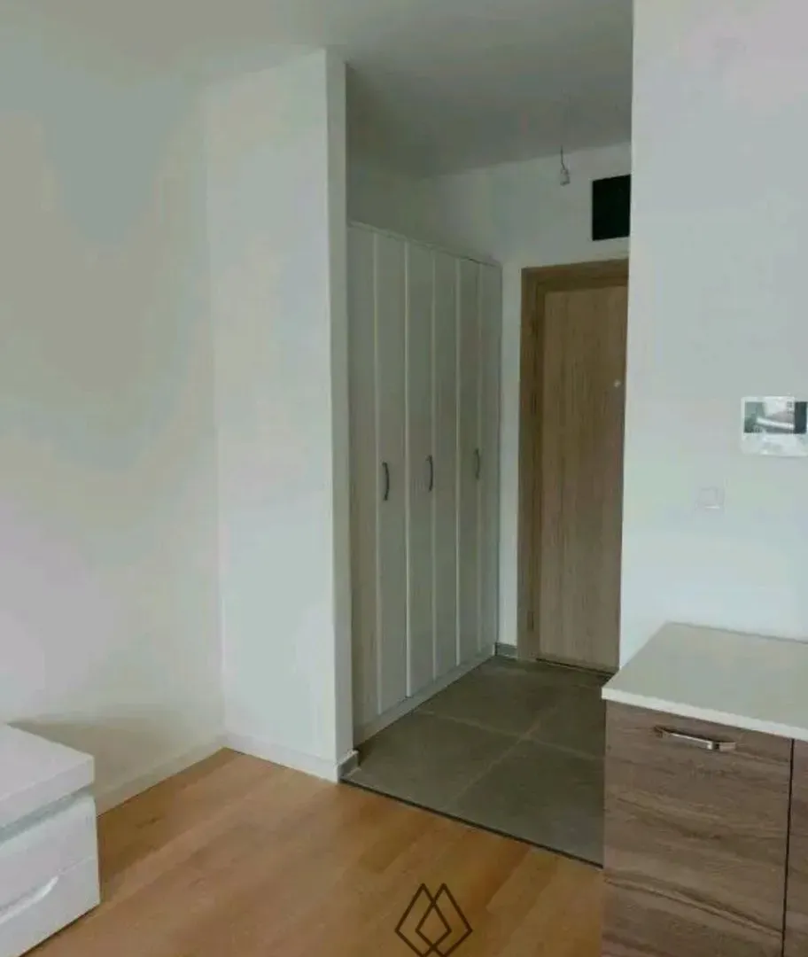 Izdavanje, garsonjera, 36m², Pobrežje, Podgorica
