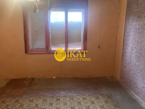 Sale, house, 139m², Perlez, Zrenjanin - image 3