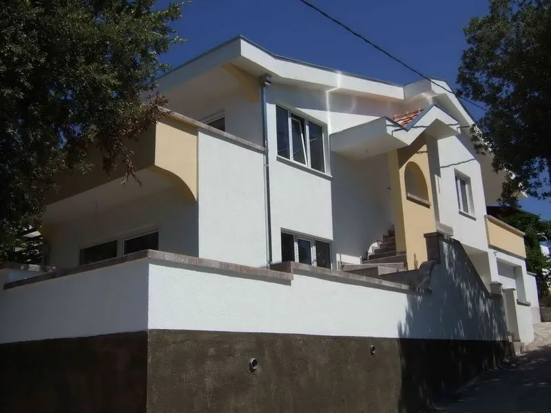 Sale, house, 215m², Utjeha, Bar