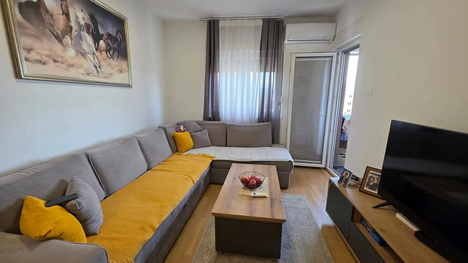 Prodaja, jednosoban stan, 46m², Pobrežje, Podgorica