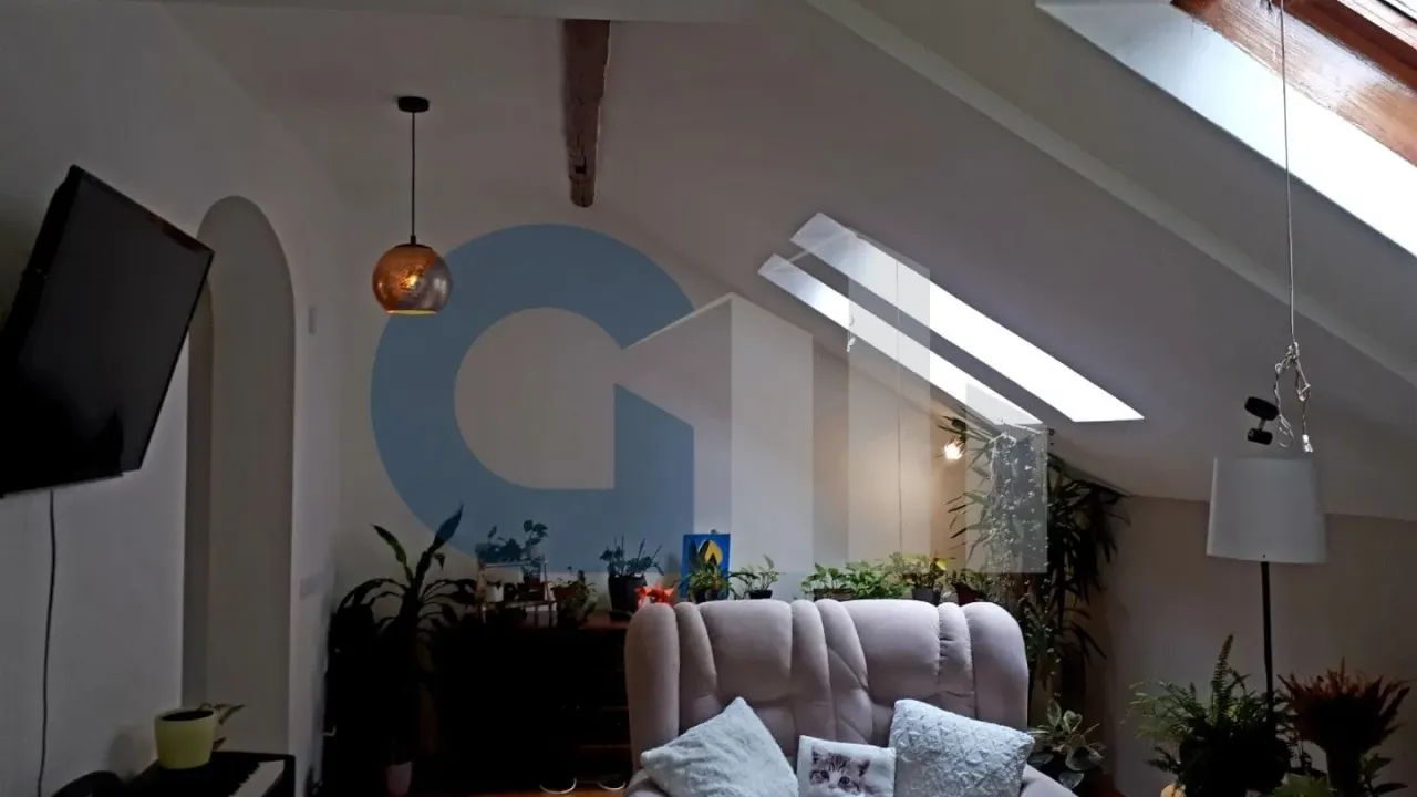 Izdavanje, četvorosoban stan, 115m², Stari Grad, Beograd