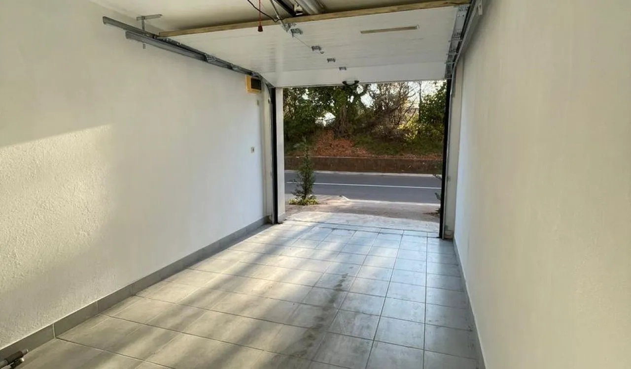 Sale, two bedroom apartment, 60m², Petrovac, Budva