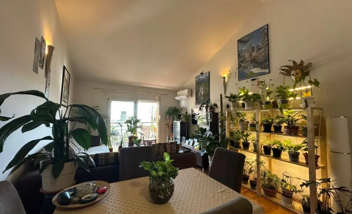 Sale, two bedroom apartment, 74m², Lazi, Budva