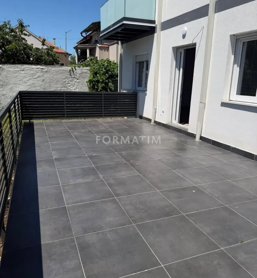 Prodaja, trosoban stan, 63m², Zemun Novi Grad, Zemun Sve Podlokacije