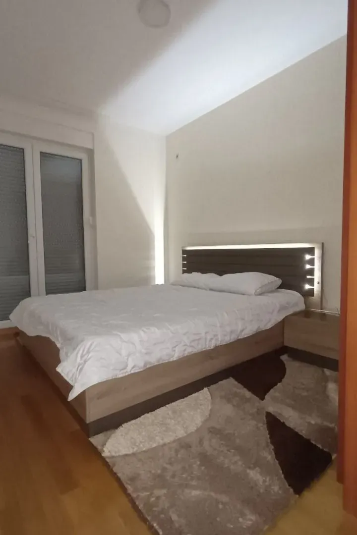 Izdavanje, jednosoban stan, 44m², Zagorič, Podgorica