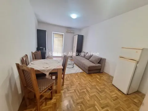 Izdavanje, garsonjera, 28m², Bulevar Oslobodjenja, Novi Sad Sve Podlokacije - image 5