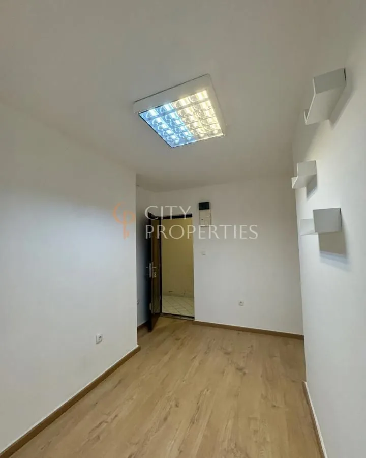 Rent, office space, 10m², Centar, Podgorica